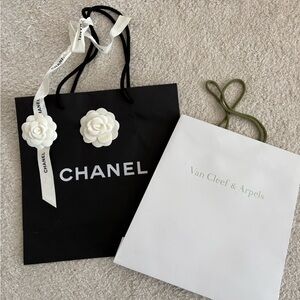 CHANEL and Van Cleef & Arpels Gift Bag Shopping Bag Set